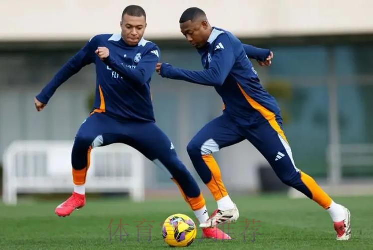 官方:因牙齿问题缺战的姆巴佩已回到训练场 官方:因牙齿问题缺战的姆巴佩已回到训练场